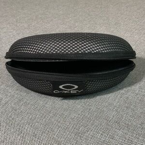 Oakley Soft Vault Sunglasses Case Black
